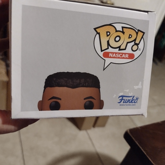 FUNKO POP! NASCAR: BUBBA WALLACE (DR. PEPPER) 17 59235 VINYL FIGURE NEW. - Picture 11 of 14